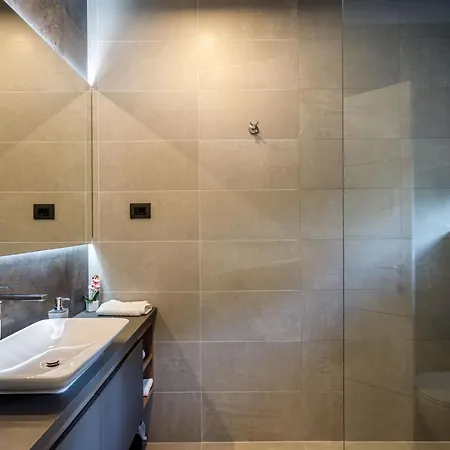 빌라 Skyline- Near And Center With Heated Pool *