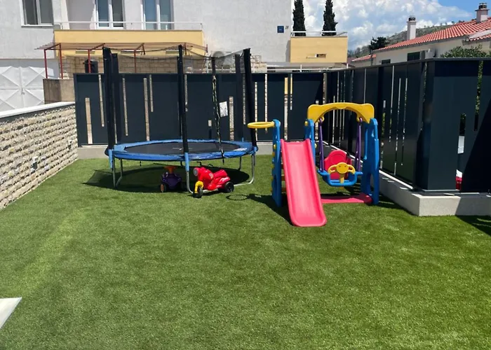 Skyline- Near And Center With Heated Pool Villa *